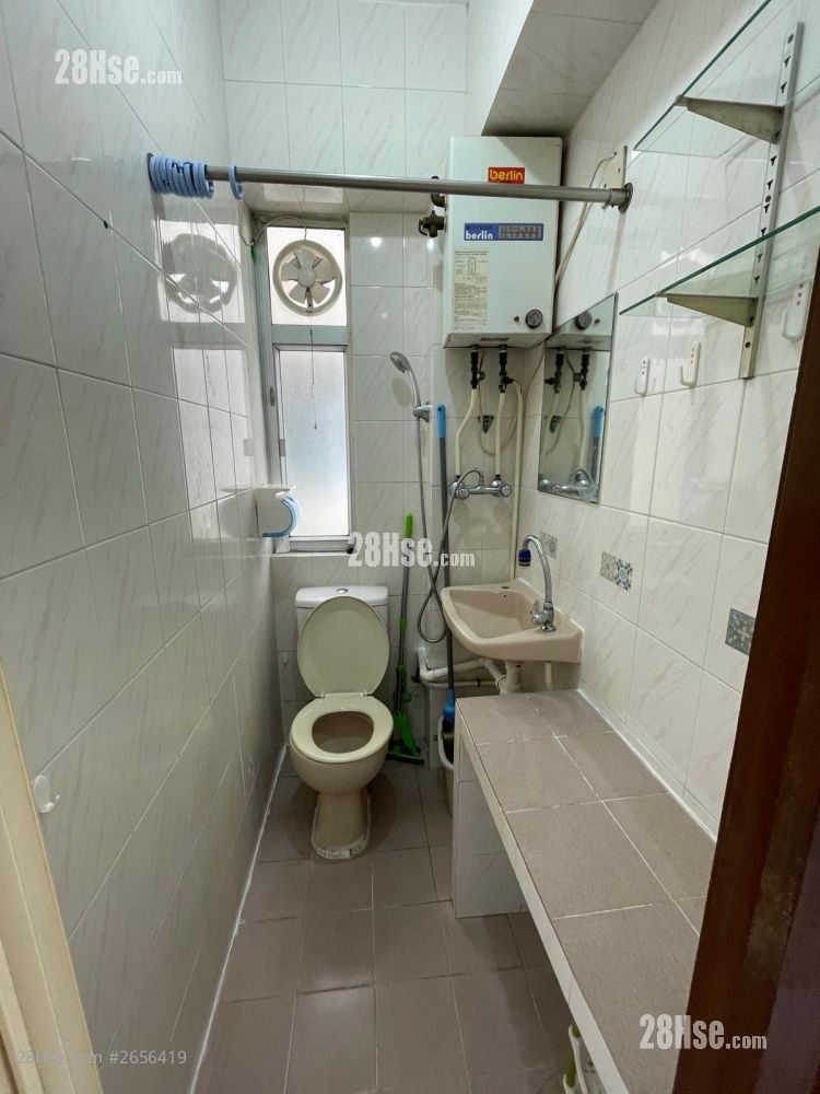 逢源大廈 租盤 1 房 , 1 浴室 130 平方呎