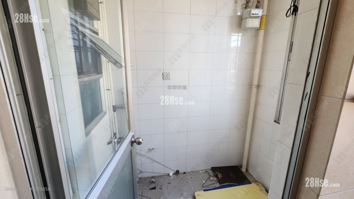 龙蟠苑 售盘 2 房 383 平方尺