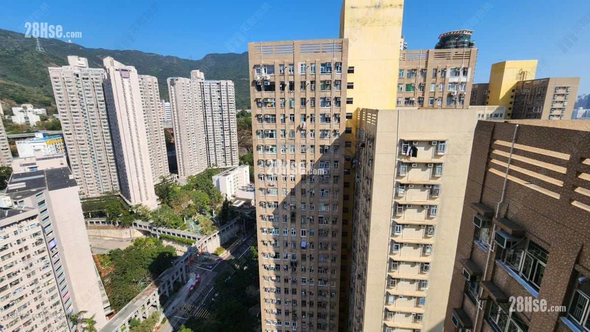 龙蟠苑 售盘 2 房 383 平方尺