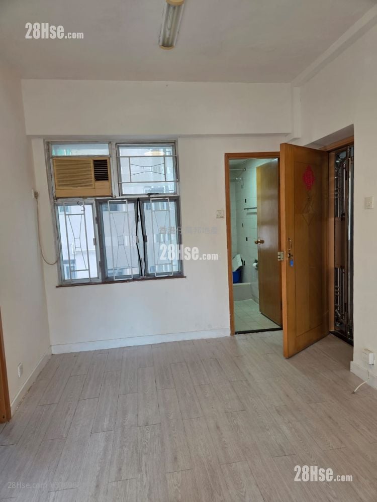 Kong Kai Building Sell 2 Bedrooms 355 ft²