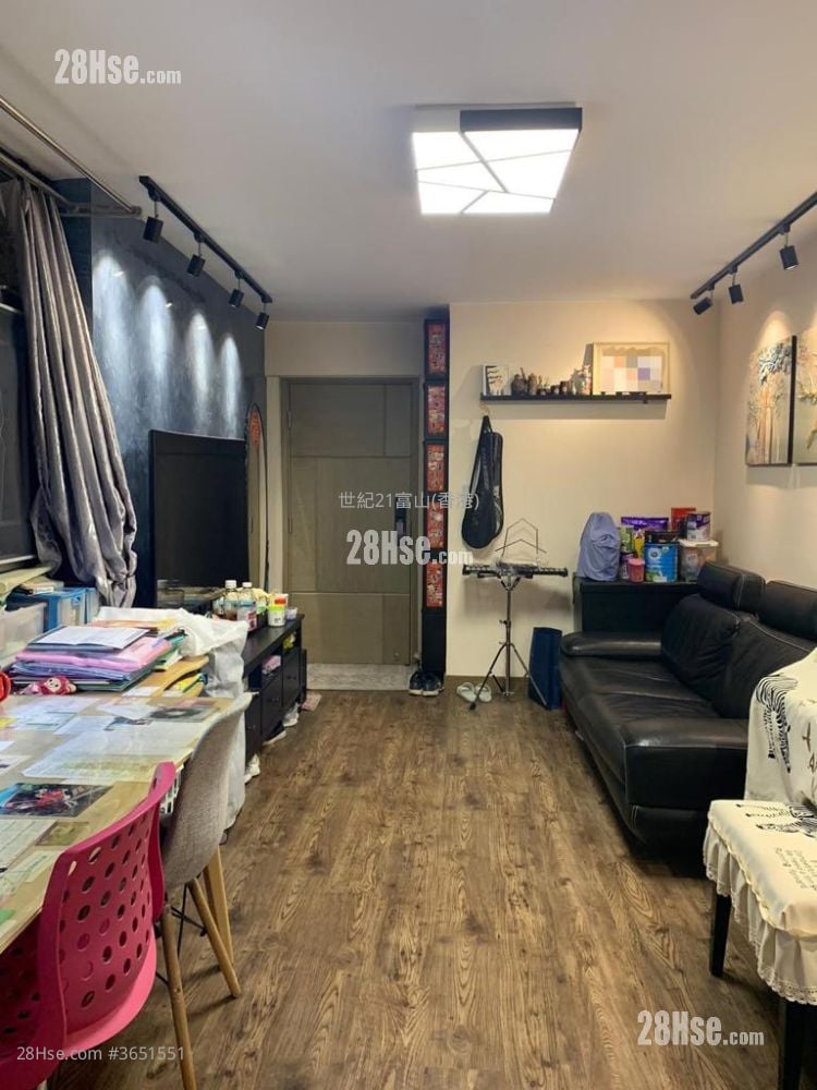 采頤花園 售盤 3 房 , 2 浴室 584 平方呎