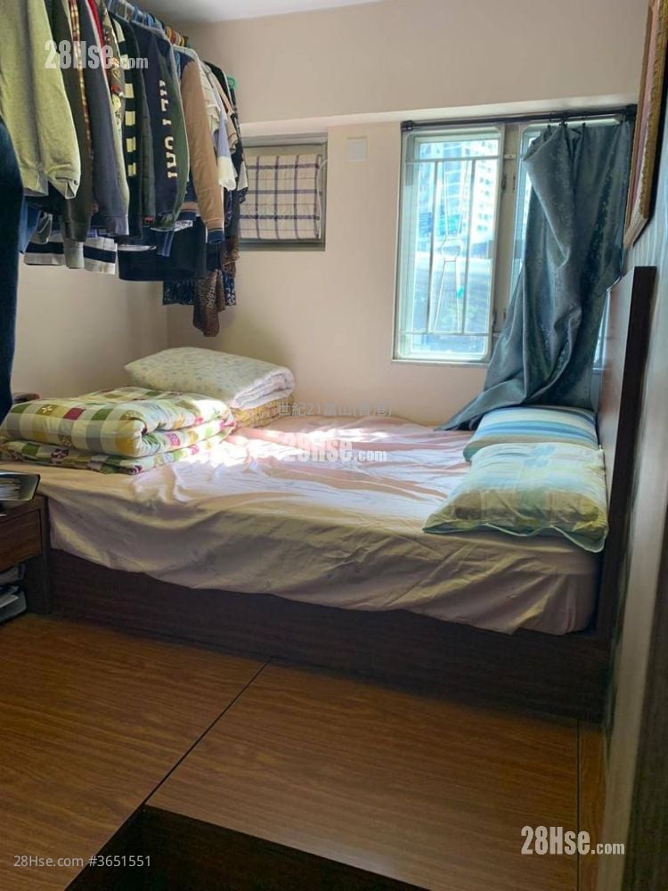 采頤花園 售盤 3 房 , 2 浴室 584 平方呎