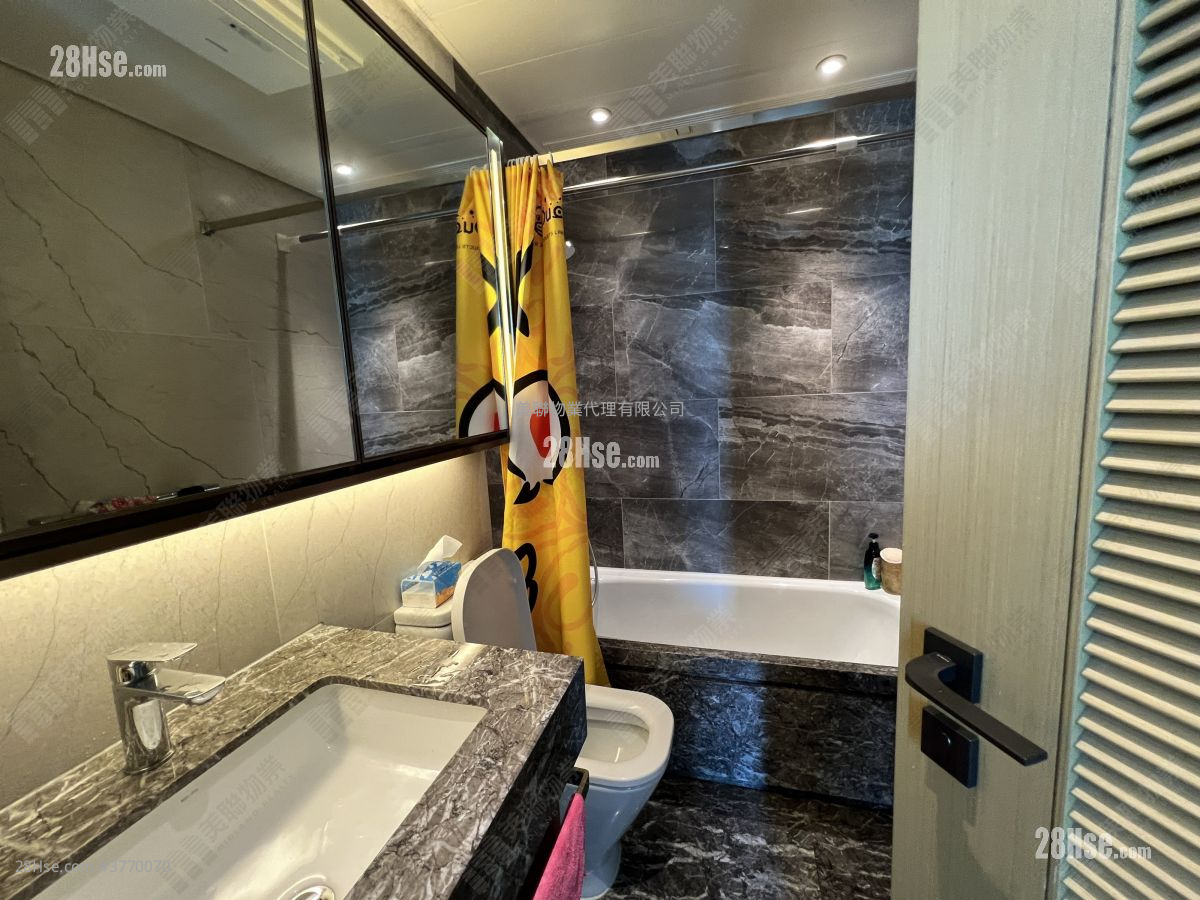 MALIBU 售盘 3 房 , 2 浴室 845 平方尺