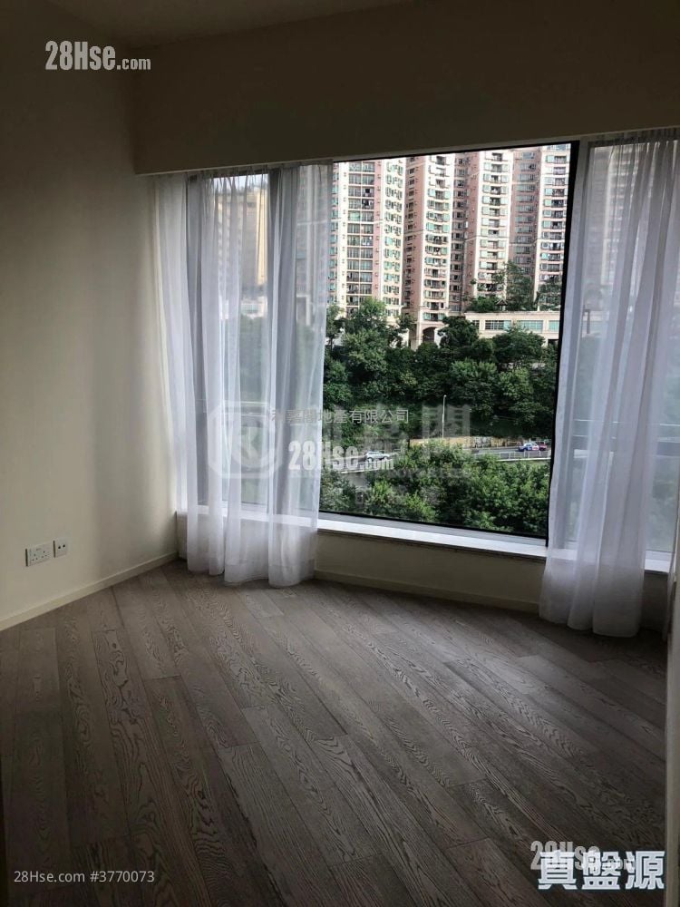 Fleur Pavilia Sell 3 Bedrooms 1,066 ft²