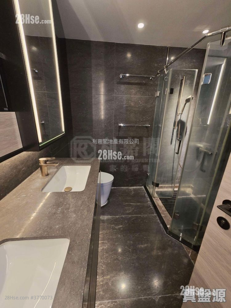 Fleur Pavilia Sell 3 Bedrooms 1,066 ft²