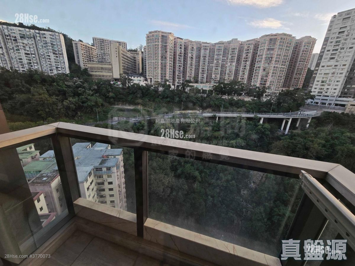 Fleur Pavilia Sell 3 Bedrooms 1,066 ft²