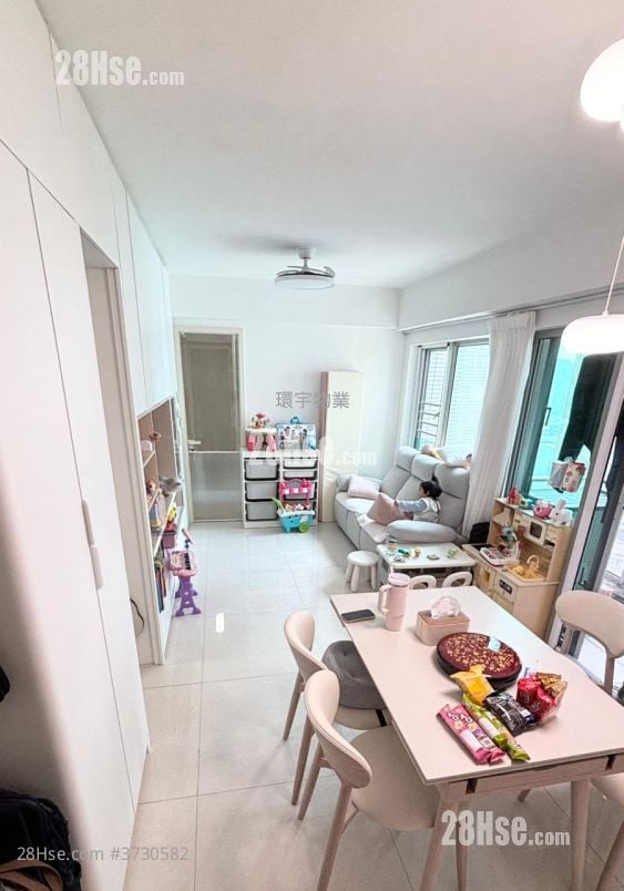 环宇海湾 售盘 4 房 , 2 浴室 758 平方尺