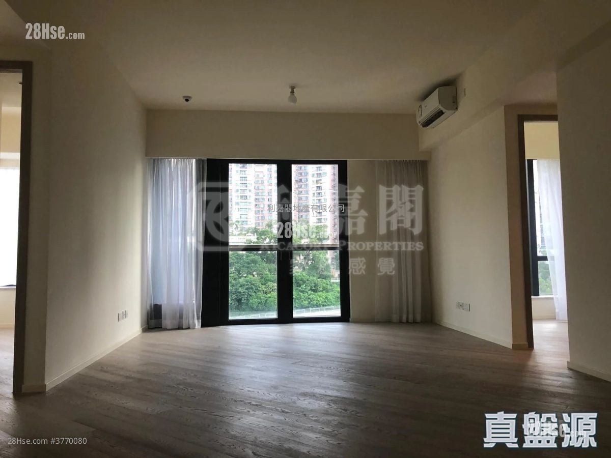 Fleur Pavilia Sell 3 Bedrooms 1,066 ft²