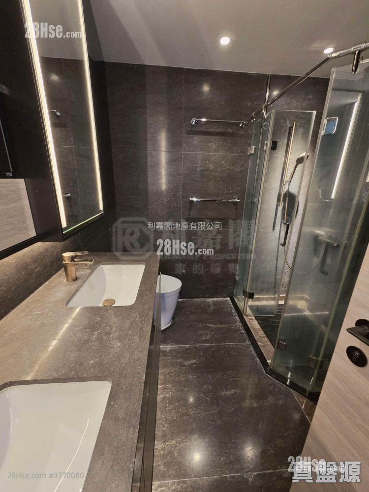 Fleur Pavilia Sell 3 Bedrooms 1,066 ft²