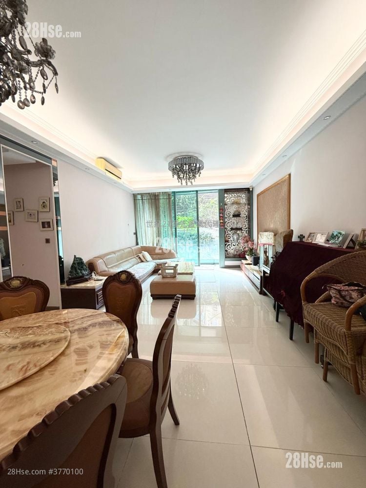 尚御 售盘 4 房 , 3 浴室 1,593 平方尺