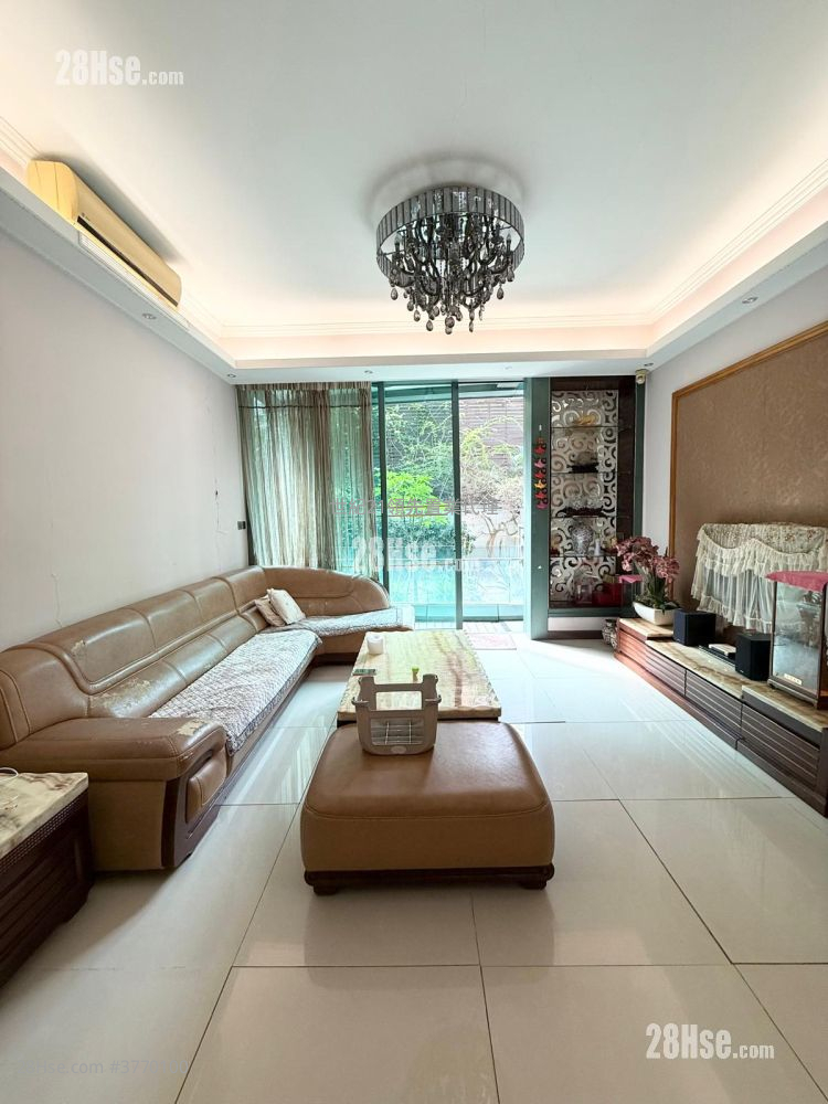 尚御 售盘 4 房 , 3 浴室 1,593 平方尺