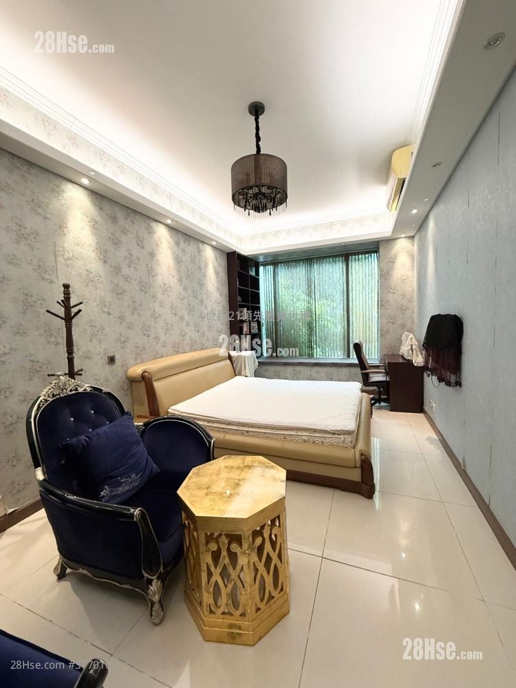 尚御 售盘 4 房 , 3 浴室 1,593 平方尺