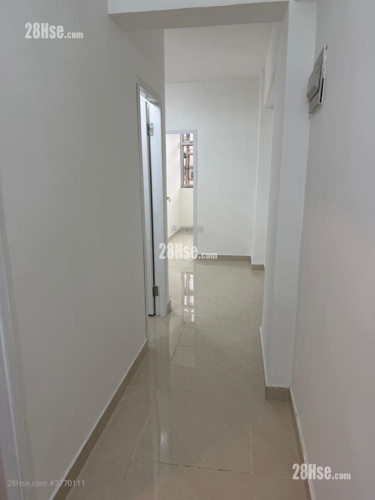 丽湾大厦 租盘 3 房 440 平方尺