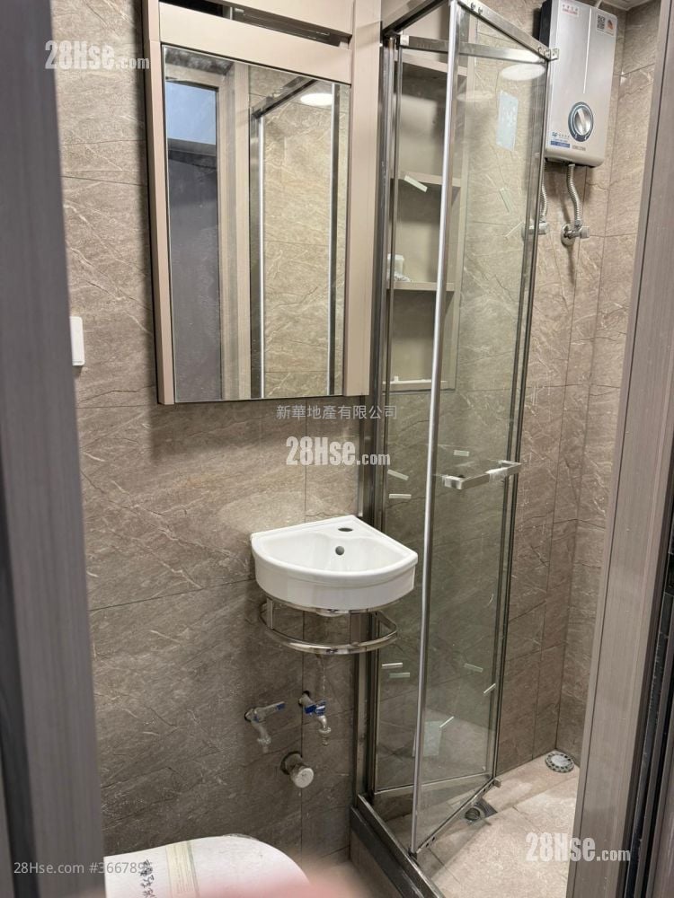 福昌楼 租盘 326 平方尺