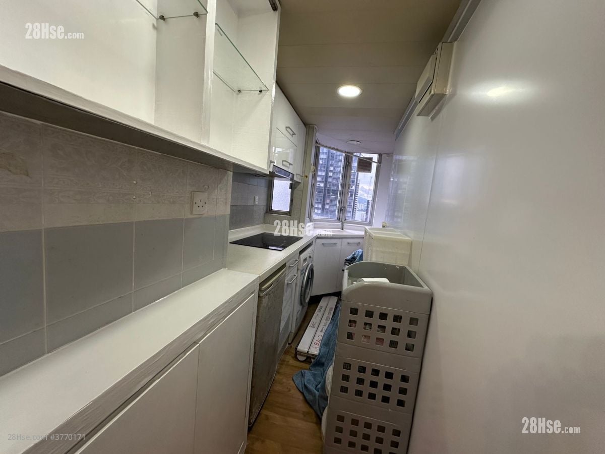 Jade Court Sell 1 Bedroom , 1 Bathroom