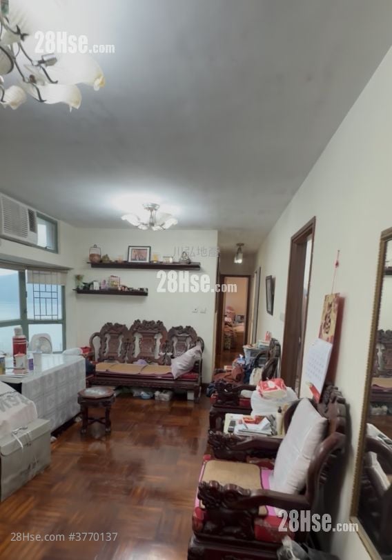 Sea Crest Villa Sell 3 Bedrooms , 2 Bathrooms 632 ft²