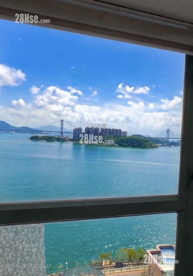 Sea Crest Villa Sell 3 Bedrooms , 2 Bathrooms 632 ft²