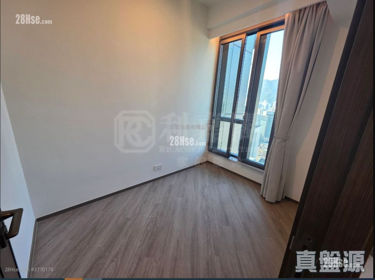 Cullinan Sky Sell 2 Bedrooms , 1 Bathroom 458 ft²