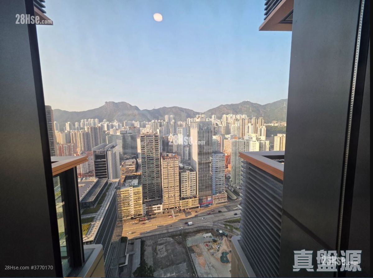 Cullinan Sky Sell 2 Bedrooms , 1 Bathroom 458 ft²