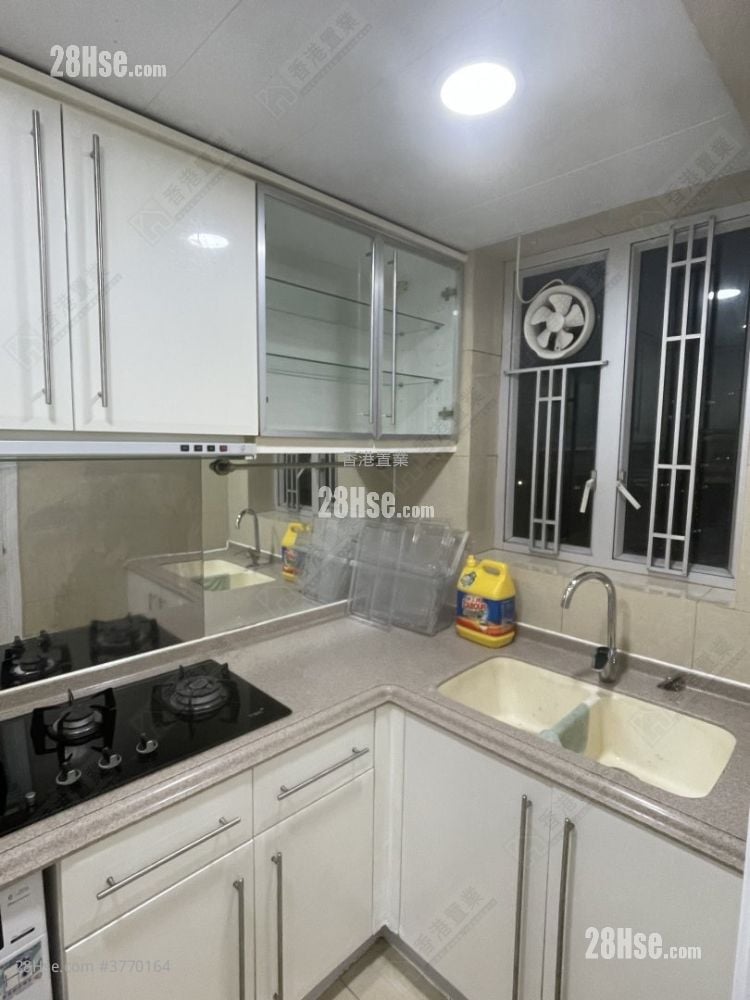 Banyan Garden Sell 2 Bedrooms 508 ft²