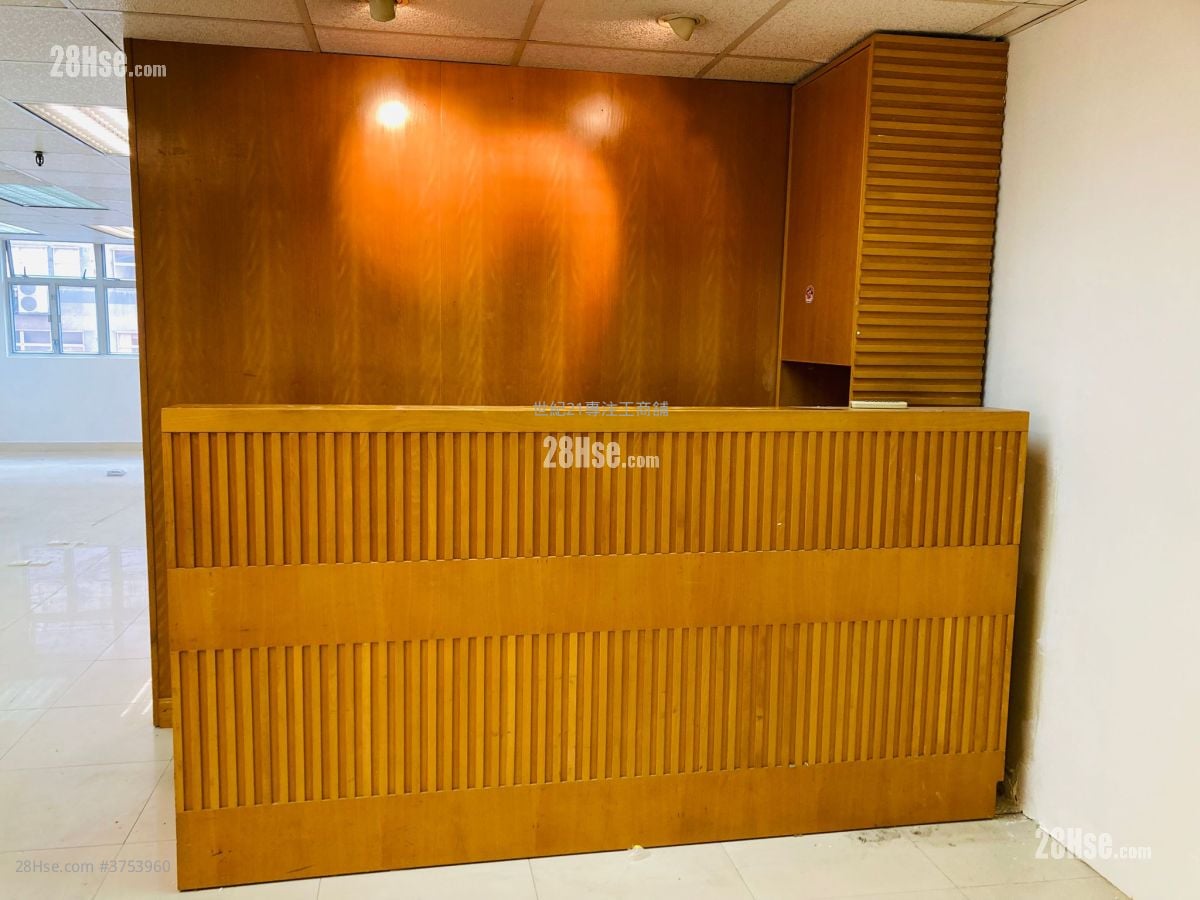 兆發工業大廈 租盤 1 房 , 2 廁所