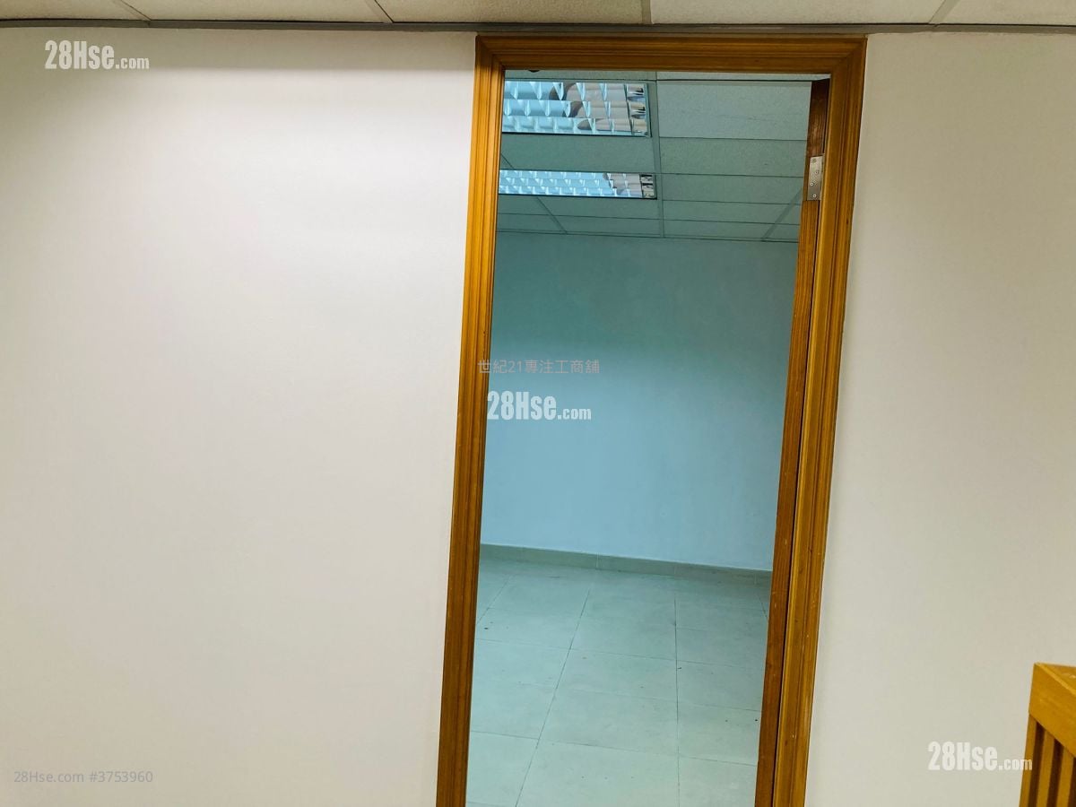 兆發工業大廈 租盤 1 房 , 2 廁所