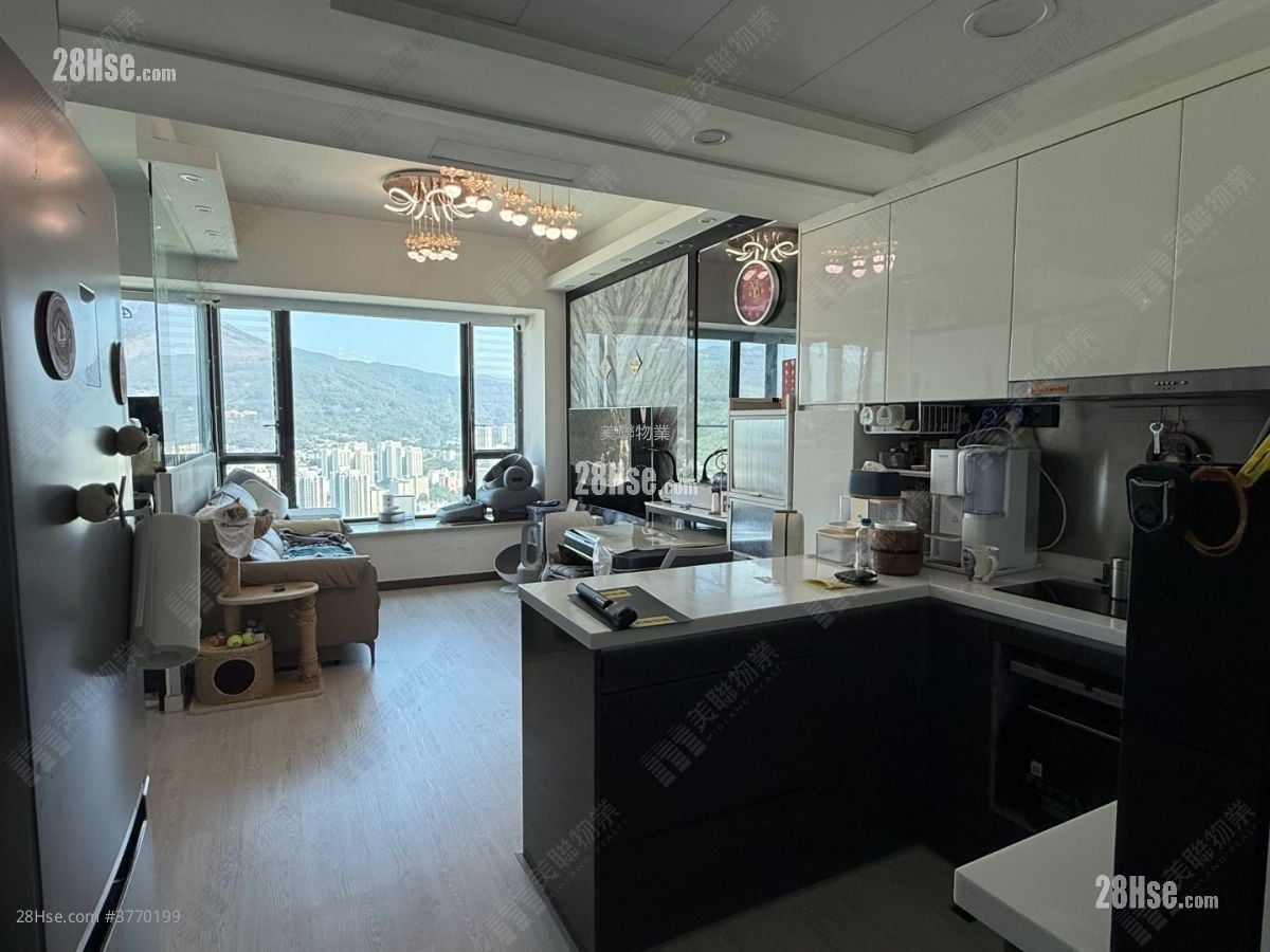 Chelsea Court Sell 2 Bedrooms , 1 Bathroom 452 ft²