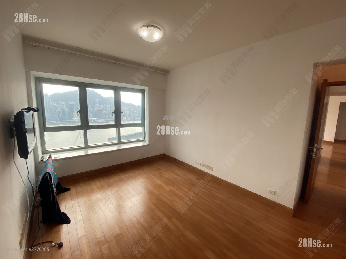 君臨天下 租盤 3 房 , 2 浴室 1,061 平方呎