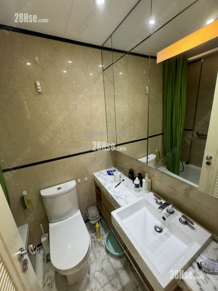 Lexington Hill Sell 2 Bedrooms , 1 Bathroom 593 ft²