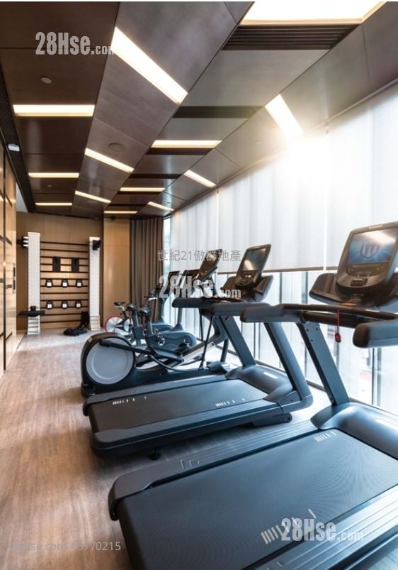 瀚名 售盘 5+ 房 , 4 浴室 1,132 平方尺