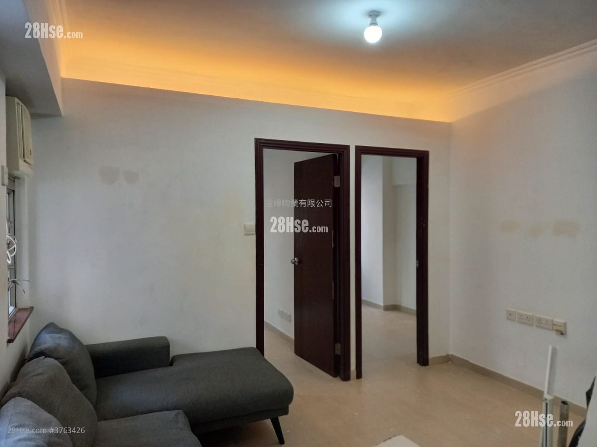 New Fortune House Sell 2 Bedrooms , 1 Bathroom 395 ft²