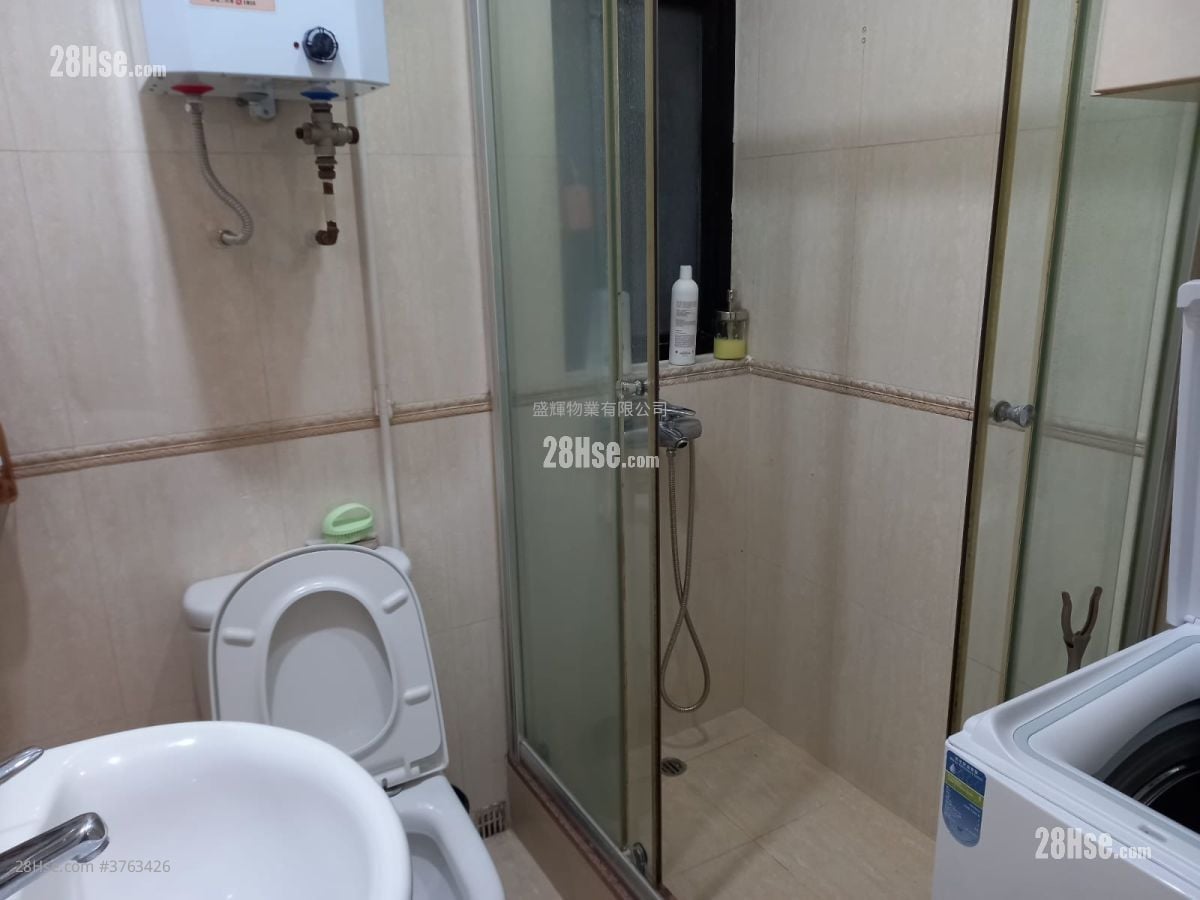 New Fortune House Sell 2 Bedrooms , 1 Bathroom 395 ft²