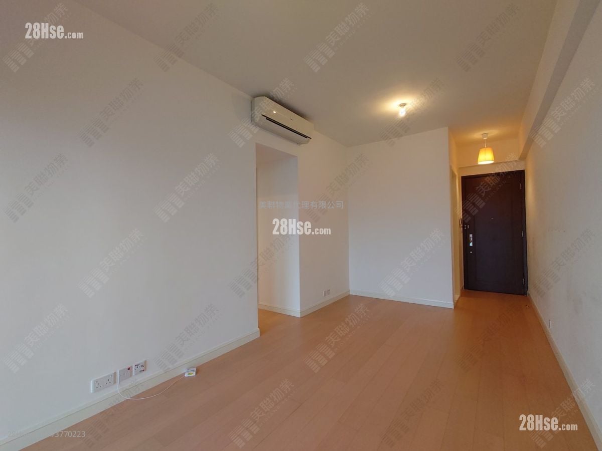 Lexington Hill Sell 3 Bedrooms , 1 Bathroom 739 ft²