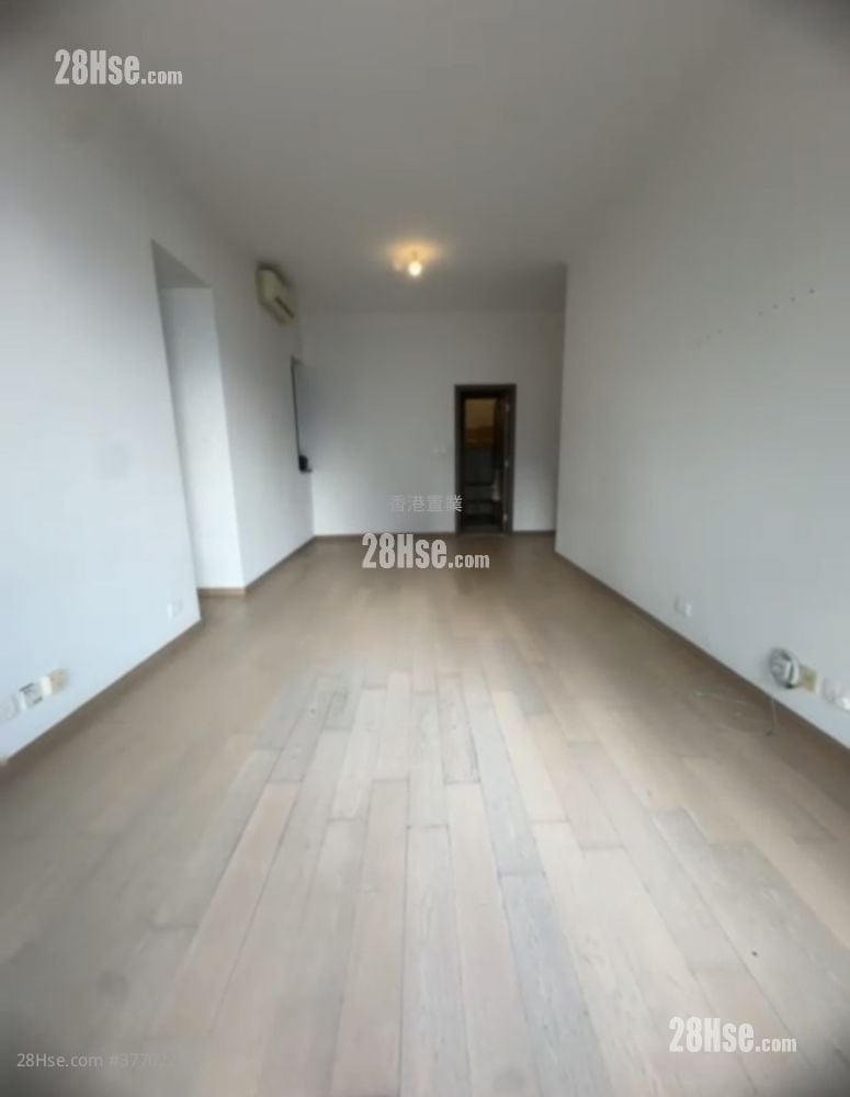 The Austin 售盘 3 房 , 2 浴室 1,002 平方尺