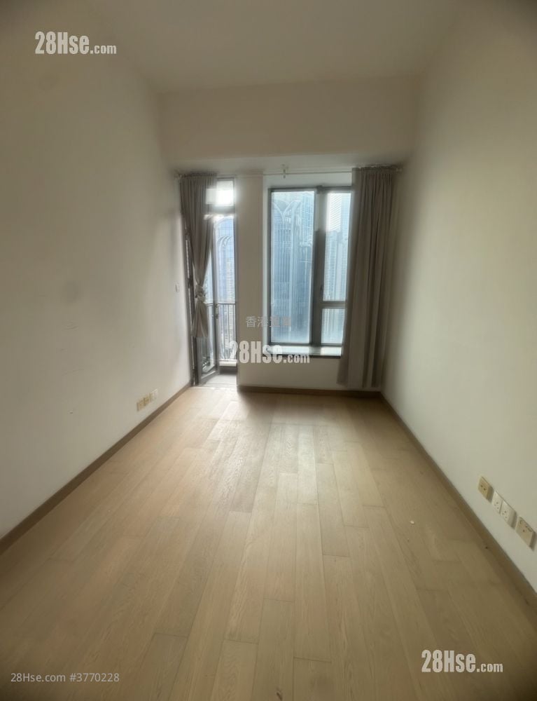 The Austin 售盘 3 房 , 2 浴室 1,002 平方尺