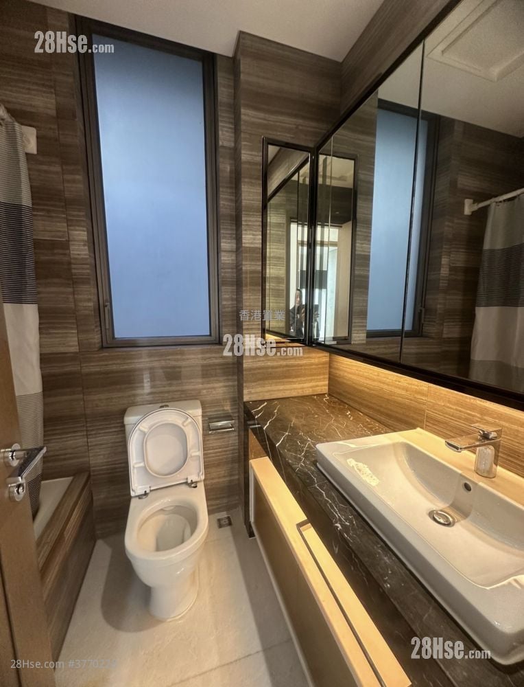 The Austin 售盘 3 房 , 2 浴室 1,002 平方尺