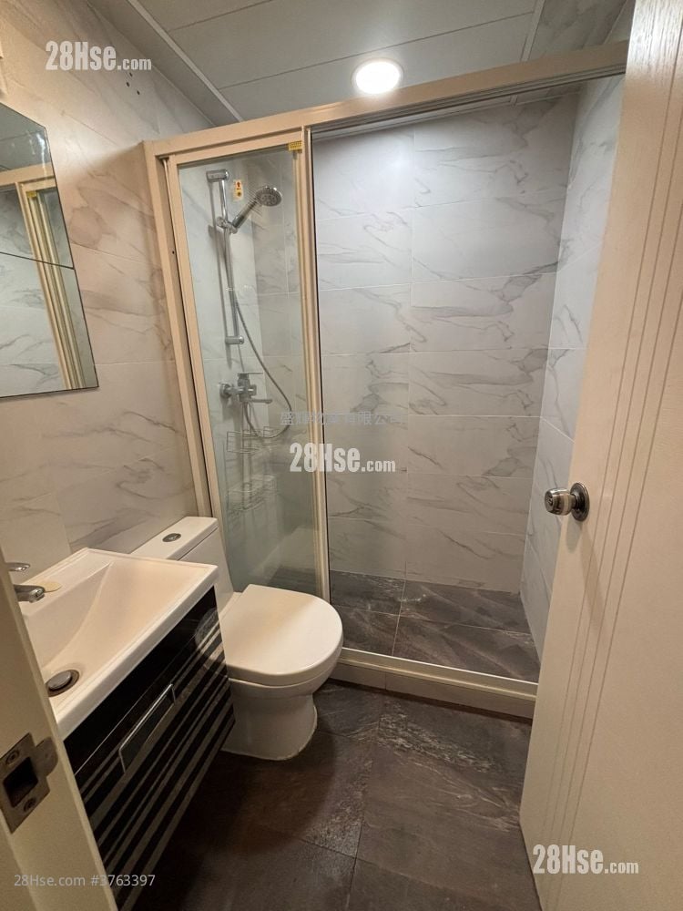 New Fortune House Sell Studio , 1 Bathroom 400 ft²