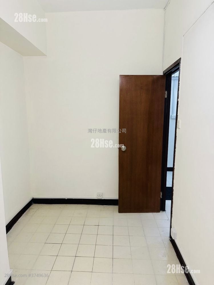 麗珊大廈 售盤 2 房 , 1 浴室 320 平方呎