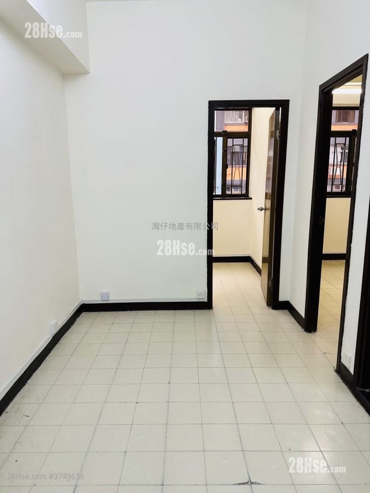 麗珊大廈 售盤 2 房 , 1 浴室 320 平方呎