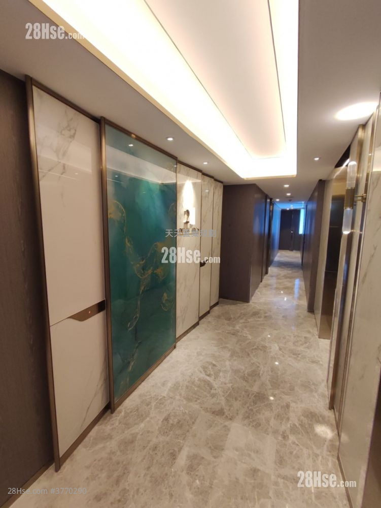 Grand Victoria Sell 1 Bedroom , 1 Bathroom 319 ft²