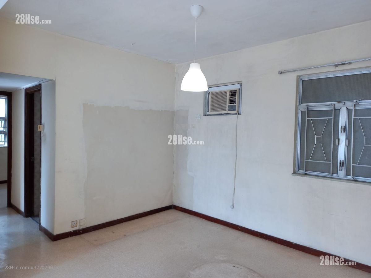 Louisa Tower Sell 2 Bedrooms , 1 Bathroom 690 ft²