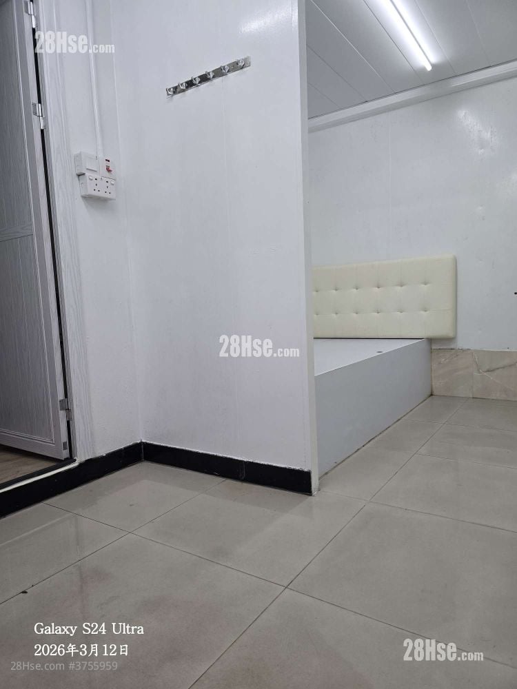 Village Rental Studio 100 ft²