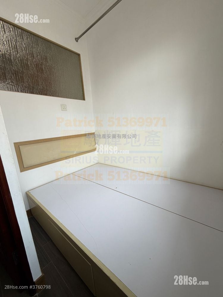 King Wong Building Sell 2 Bedrooms , 1 Bathroom 179 ft²
