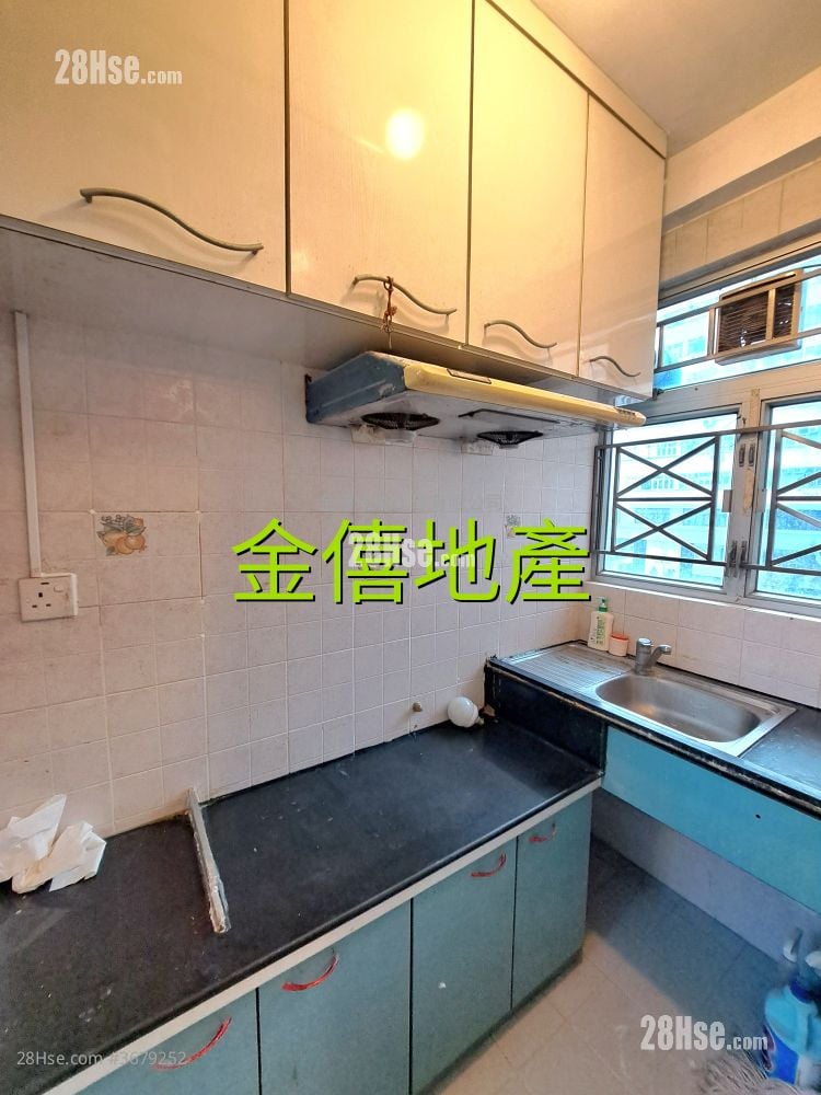 兆昌大厦 售盘 2 房 , 1 浴室 255 平方尺