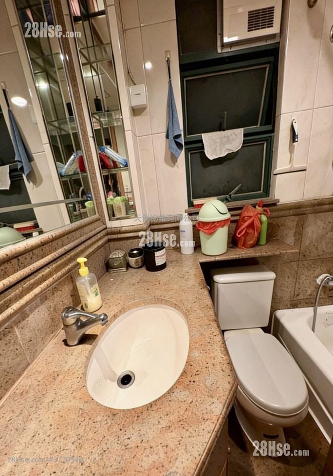 Horae Place Sell 2 Bedrooms , 1 Bathroom 393 ft²