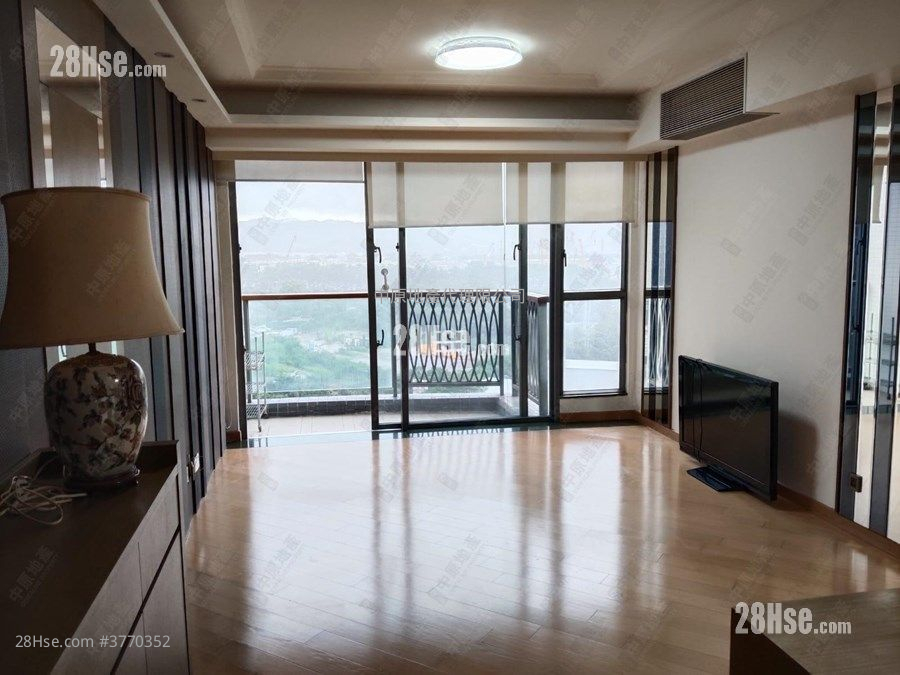 翘翠峰 售盘 4 房 , 4 浴室 1,102 平方尺