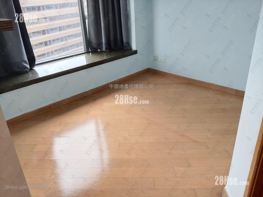 翘翠峰 售盘 4 房 , 4 浴室 1,102 平方尺