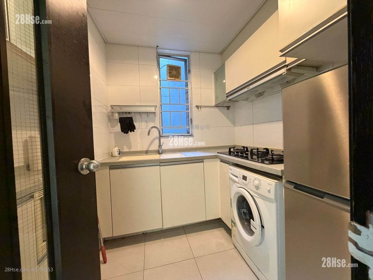 芙蓉园 售盘 3 房 , 2 浴室 689 平方尺