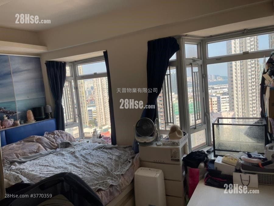 Hing Cheung Building Sell 2 Bedrooms , 1 Bathroom 308 ft²