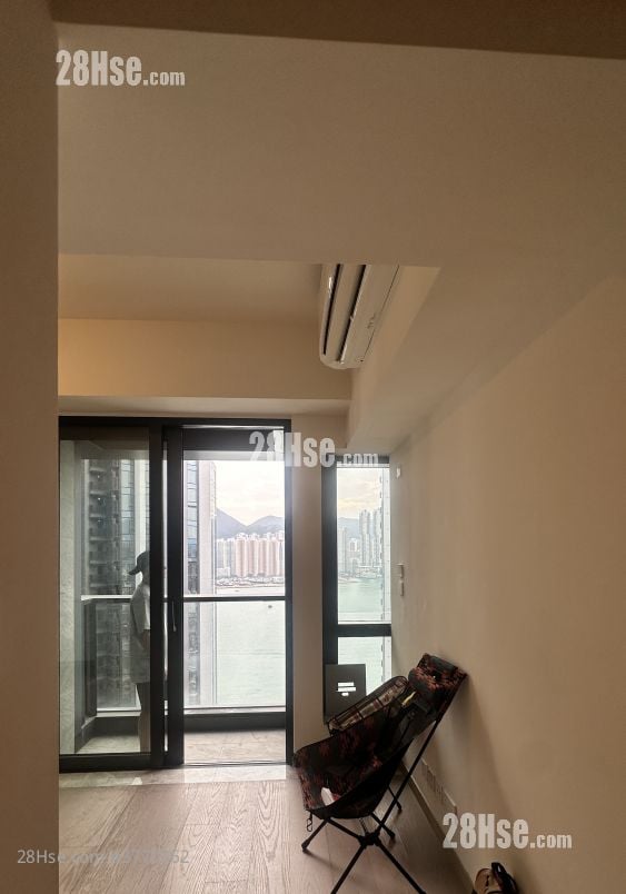 蔚蓝东岸 租盘 开放式间隔 , 1 浴室 266 平方尺